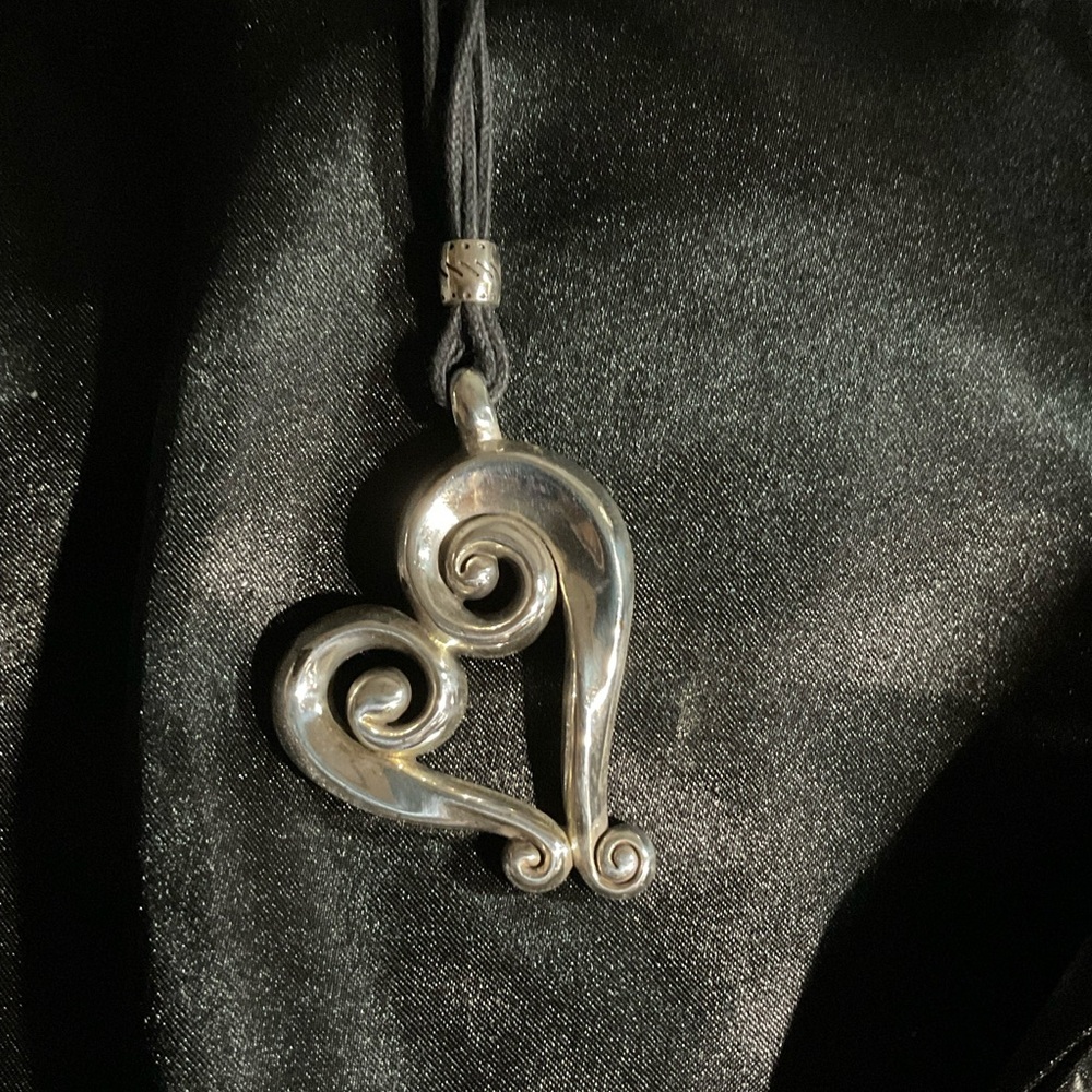 Brighton Triple Strand Silver Heart Necklace 2372 - Picture 3 of 3